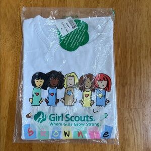 NWT 🎁 💚Brownie Girl Scout White T-Shirt Size Large GSUSA